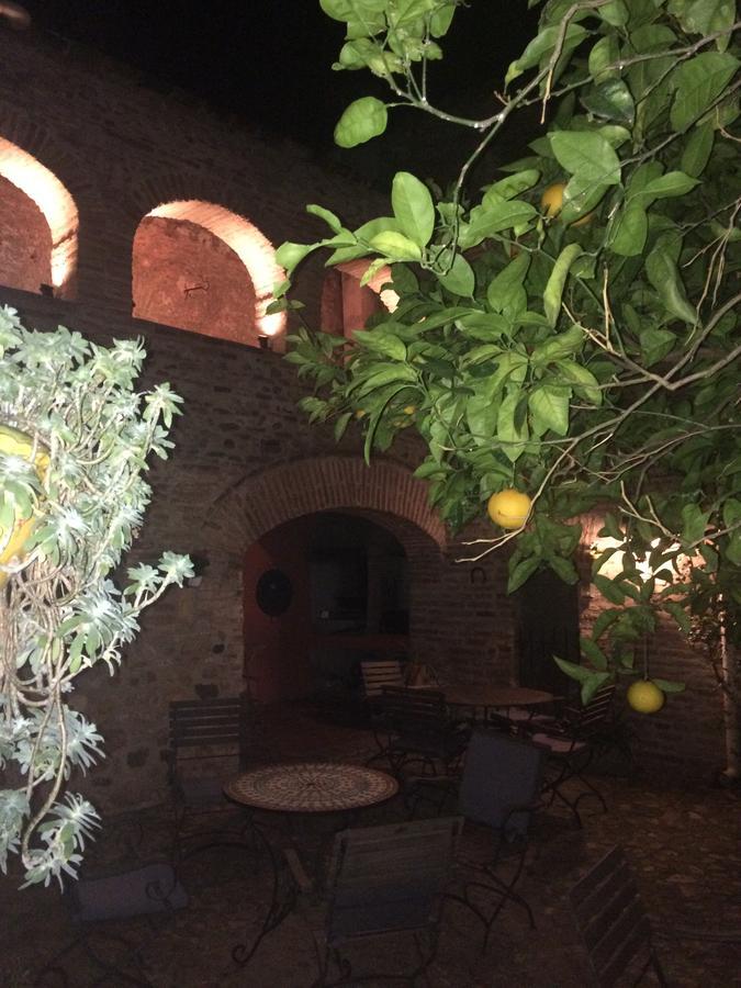La Vieille Demeure Hotel Torreilles Exterior foto
